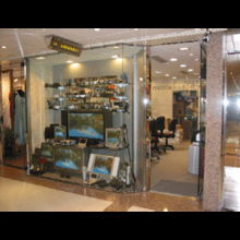 專業(yè)服務(wù)，品質(zhì)信賴——一站式攝影器材與電子文具解決方案